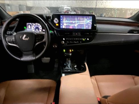 Used 2023 Lexus ES 300h w/ Premium Package image 17