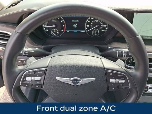 Used 2022 Genesis G90 5.0 Ultimate image 4