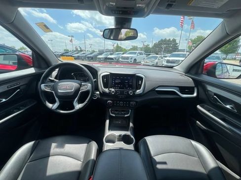 Used 2024 GMC Terrain SLT FWD image 22