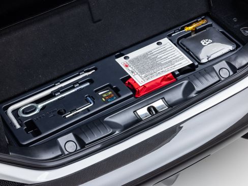 Certified 2023 Ferrari Portofino M RWD image 65