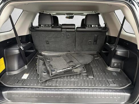 Certified 2020 Toyota 4Runner SR5 Premium image 26