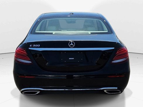 Used 2017 Mercedes-Benz E 300 image 5