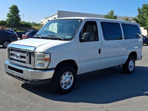 Used 2012 Ford E-350 and Econoline 350 XLT RWD image 4