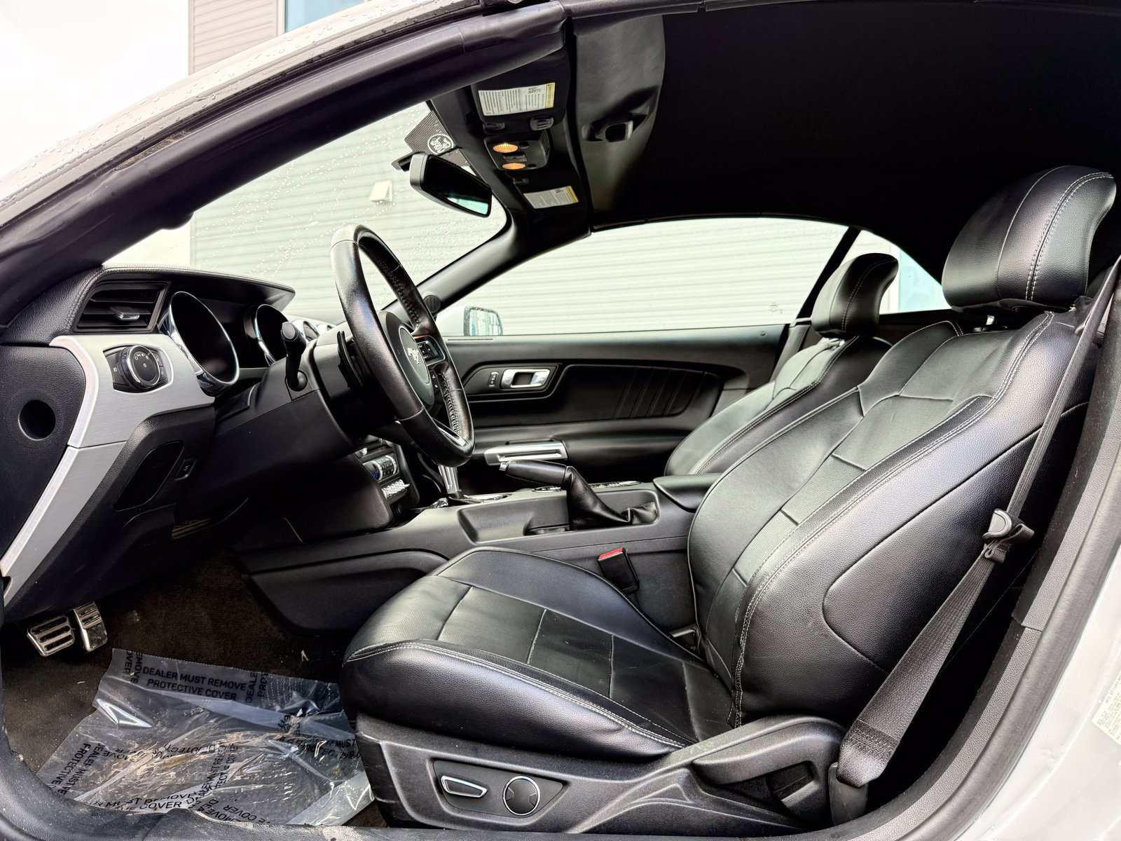 Used 2017 Ford Mustang Premium RWD image 21