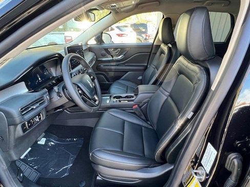 New 2026 Lincoln Corsair Premiere image 18