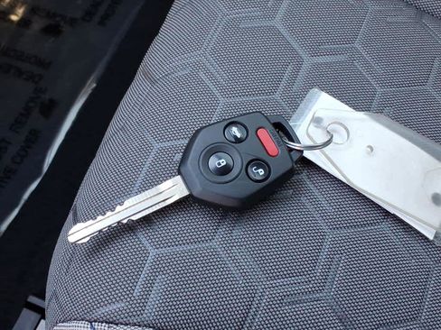 Certified 2025 Subaru Forester image 40