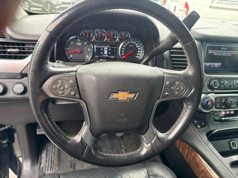 Used 2017 Chevrolet Suburban Premier AWD/4WD image 25