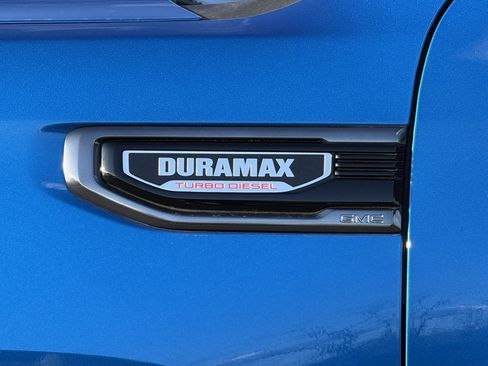 Used 2022 GMC Sierra 1500 AT4 w/ AT4 Preferred Package image 5