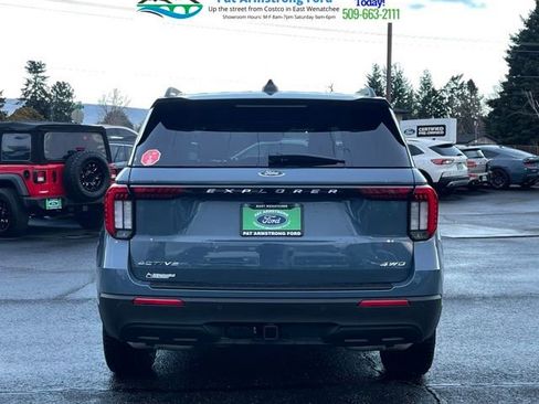 New 2026 Ford Explorer Active image 4