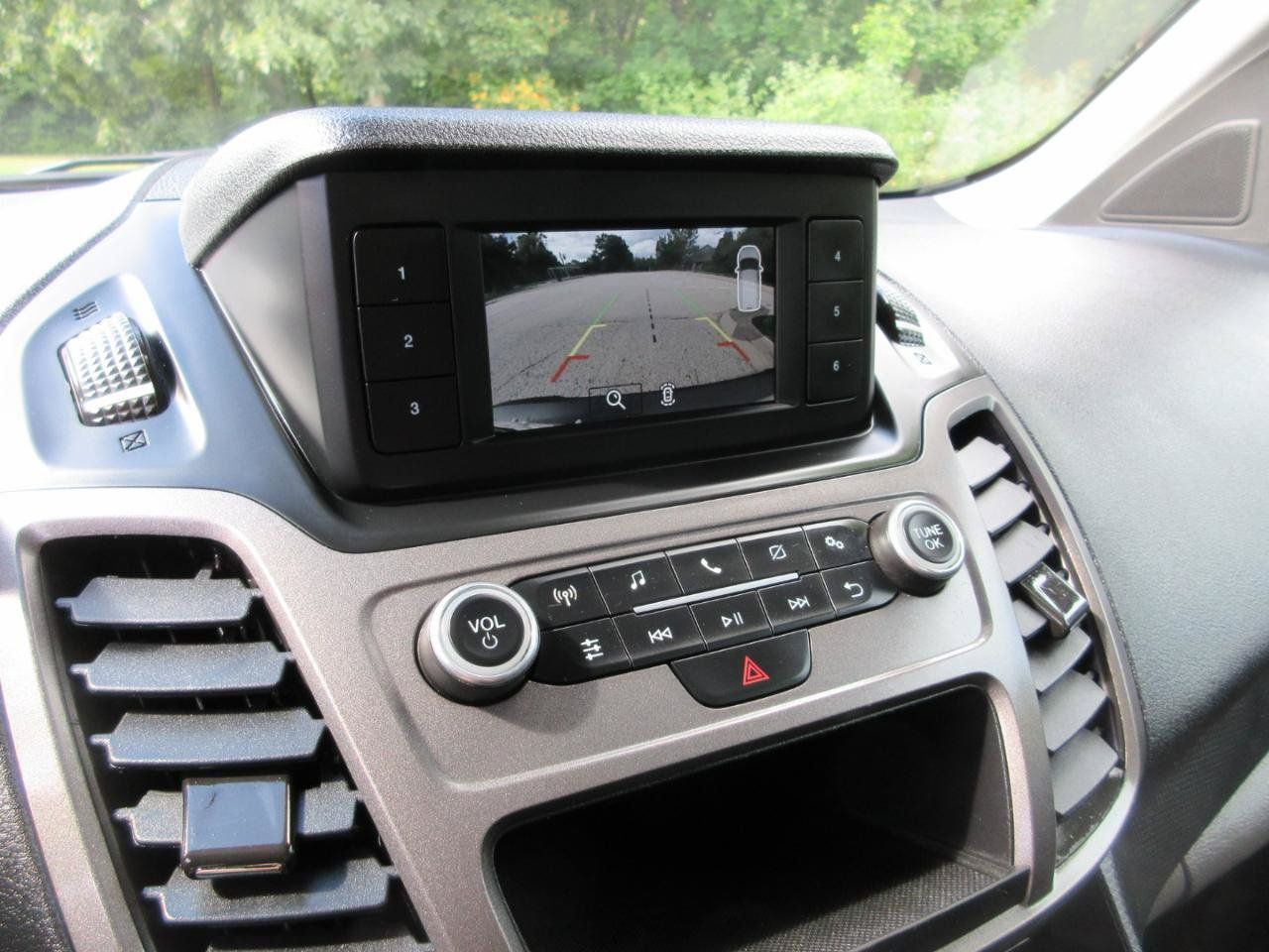Used 2022 Ford Transit Connect XL FWD image 31