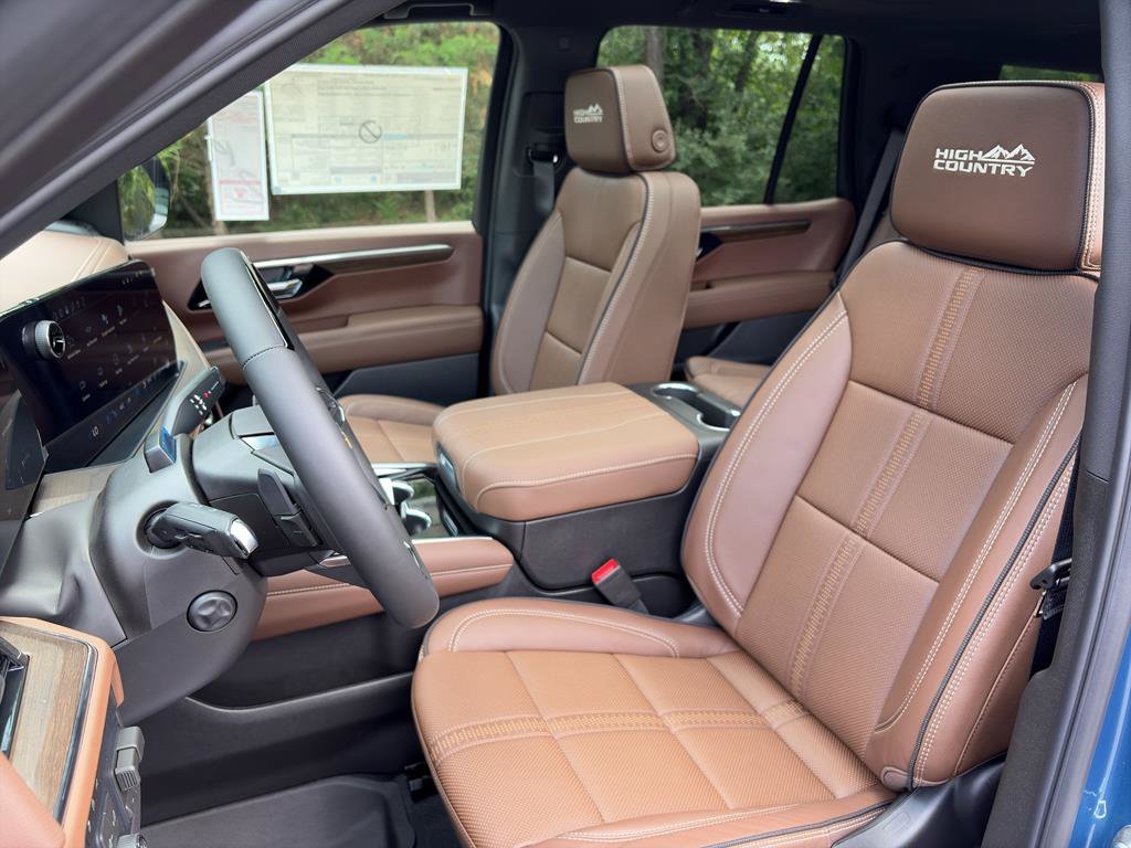 New 2026 Chevrolet Tahoe High Country AWD/4WD image 26
