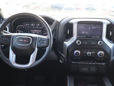 Used 2022 GMC Sierra 1500 Elevation w/ LPO, Elevation Black Package image 13