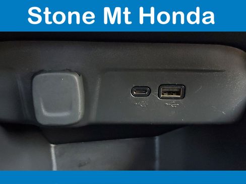 Used 2024 Chevrolet Trax LT image 29