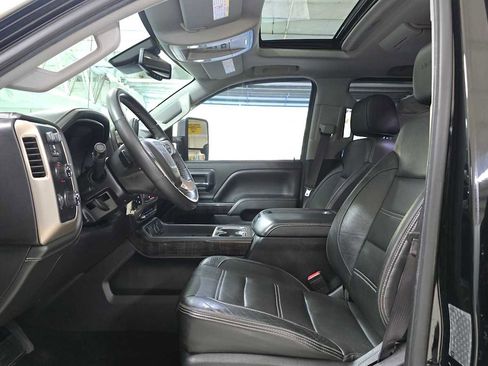 Used 2015 GMC Sierra 3500 Denali w/ Duramax Plus Package image 21