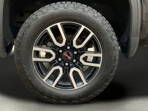 Used 2022 GMC Sierra 1500 AT4 w/ AT4 Preferred Package image 31