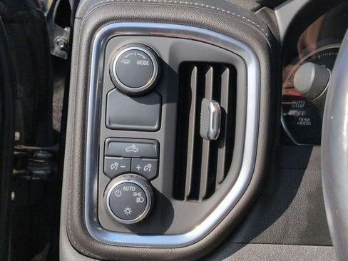 Used 2020 Chevrolet Silverado 1500 LT w/ Texas Edition image 15