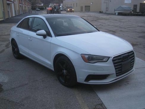 Used 2016 Audi A3 2.0T Premium image 3