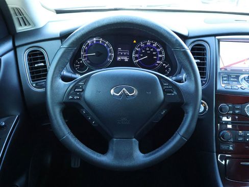 Used 2017 INFINITI QX50 2WD w/ Premium Plus Package image 15