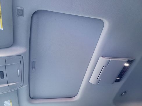 Used 2016 GMC Yukon Denali image 39