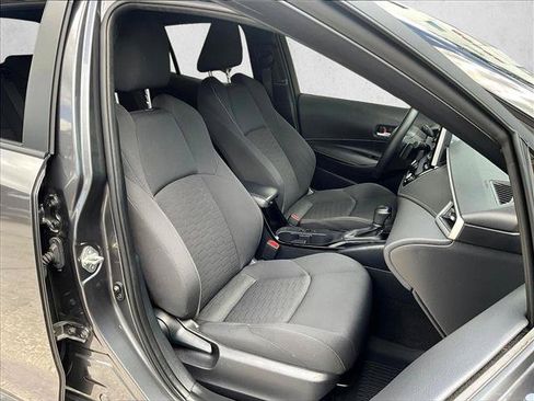 Used 2025 Toyota Corolla SE FWD image 7