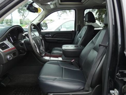 Used 2007 Cadillac Escalade EXT w/ Climate Package AWD/4WD image 39