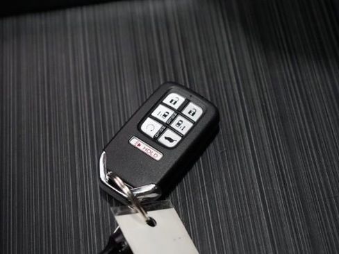 Used 2023 Honda Odyssey EX-L image 40