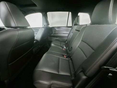 Used 2025 Honda Passport EX-L image 27