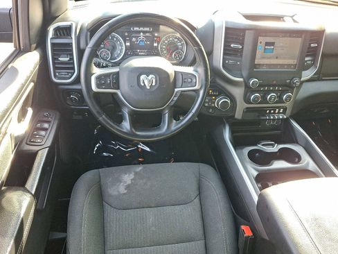 Used 2022 RAM 1500 Big Horn AWD/4WD image 12