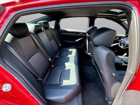 Used 2021 Honda Accord Sport image 24