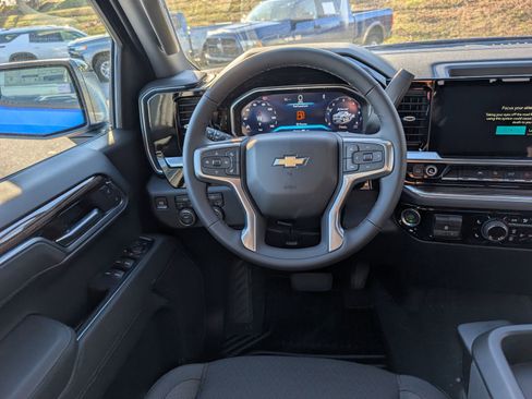 New 2026 Chevrolet Silverado 1500 LT w/ All Star Edition Plus image 15