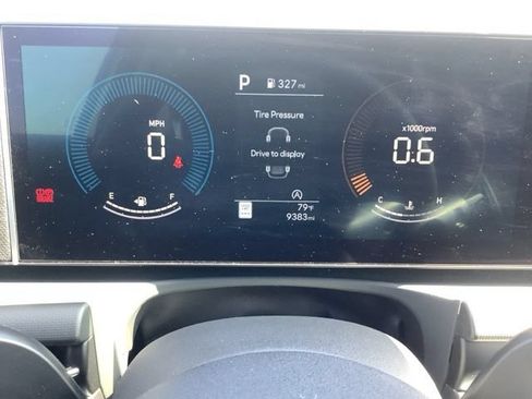 Certified 2025 Hyundai Tucson SEL FWD image 29