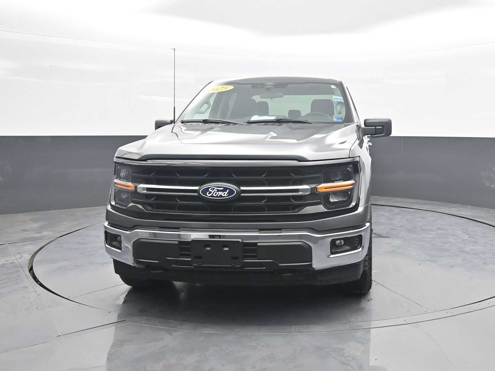 Used 2025 Ford F150 XLT w/ Equipment Group 301A Standard AWD/4WD image 3