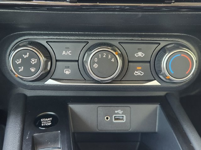 Used 2025 Nissan Kicks S w/ Charging Package FWD image 19