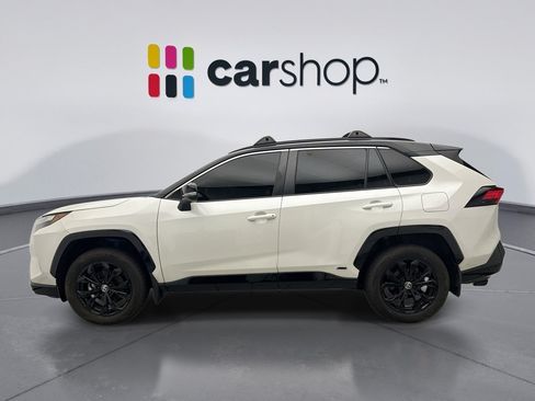 Used 2022 Toyota RAV4 XSE AWD/4WD image 2
