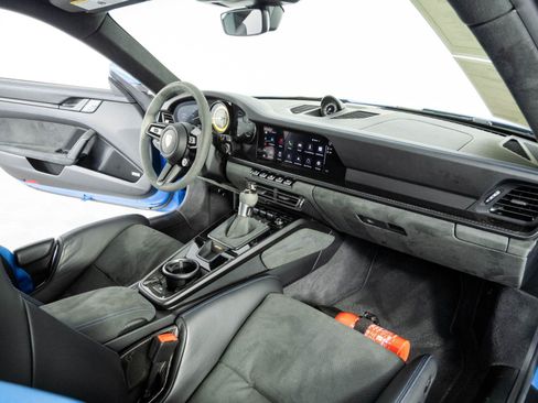 Used 2024 Porsche 911 GT3 RWD image 19