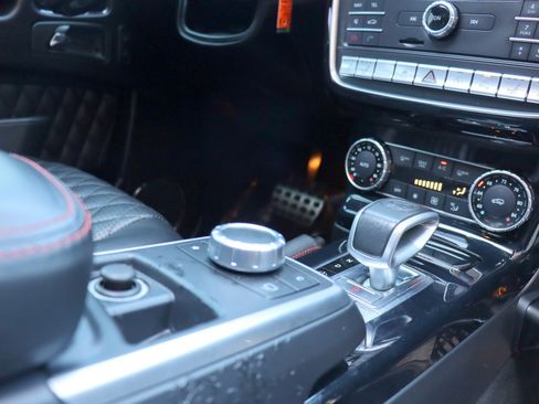 Used 2018 Mercedes-Benz G 63 AMG 4MATIC image 30