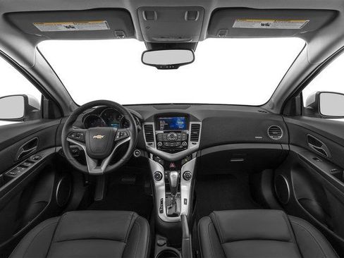 Used 2016 Chevrolet Cruze LT FWD image 5