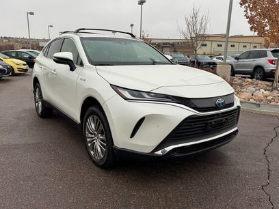 Used 2021 Toyota Venza Limited w/ Carpet Mat Package (TMS)