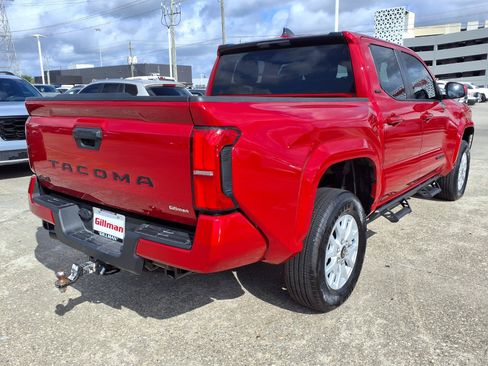 Used 2025 Toyota Tacoma SR5 AWD/4WD image 24