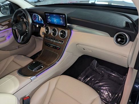 Certified 2022 Mercedes-Benz GLC 300 4MATIC image 22