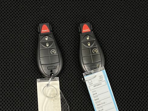 Used 2019 RAM 1500 Big Horn image 11