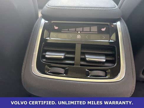Certified 2025 Volvo XC90 B6 Plus image 16