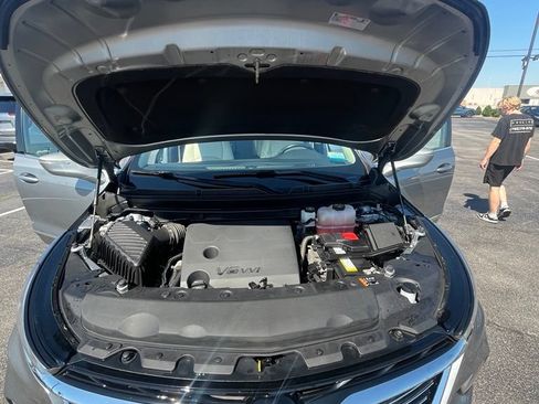 Used 2023 Buick Enclave Essence w/ LPO, Floor Liner Package FWD image 23