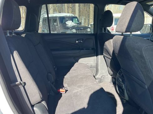 Used 2022 Honda Pilot Sport image 31