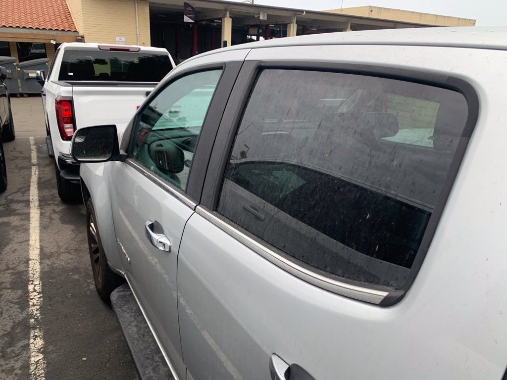 Used 2016 GMC Canyon SLT w/ Driver Alert Package RWD image 8