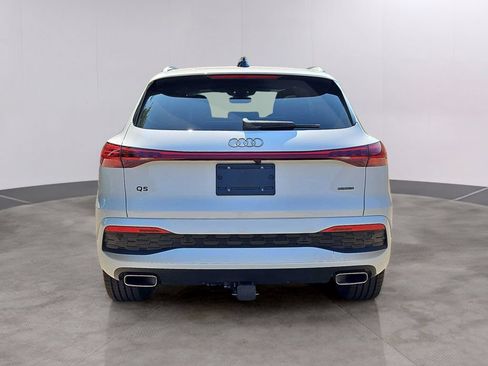 Certified 2025 Audi Q5 Premium w/ Premium Plus AWD/4WD image 5