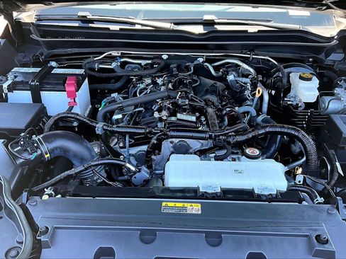 Used 2024 Toyota Tacoma SR5 RWD image 31