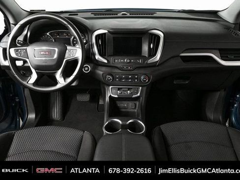 Used 2024 GMC Terrain SLE image 18