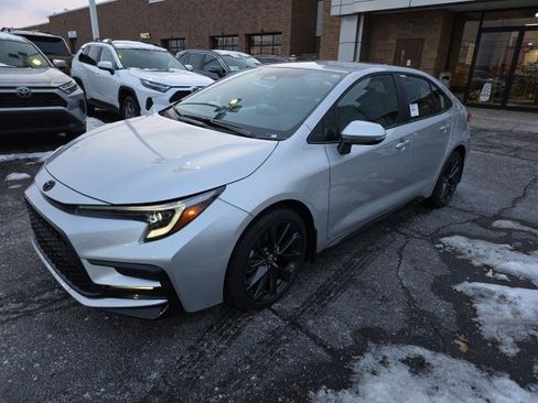 New 2026 Toyota Corolla SE image 3