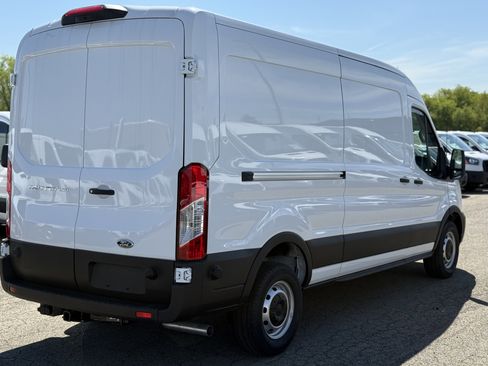 New 2024 Ford Transit 250 XL image 4